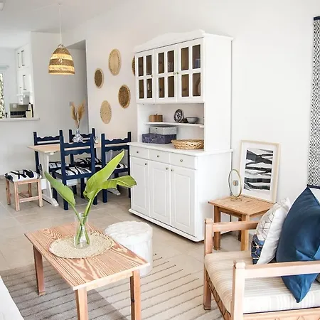 Apartment Blue Nest At Gardens Mandria (Paphos)