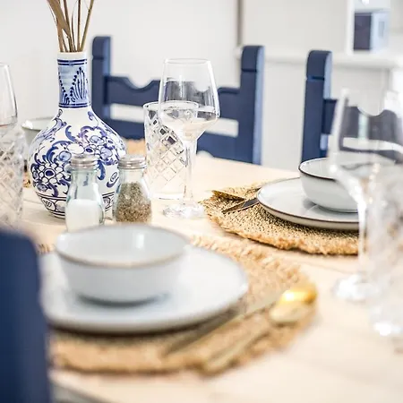 Blue Nest At Gardens ماندريا